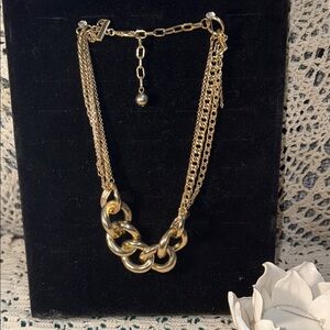 Elegant Gold Chain Necklace